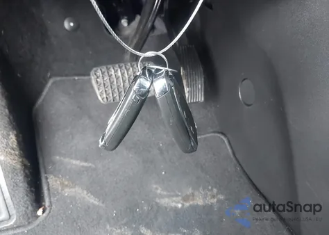 2019 Chevrolet Equinox Ls z USA, uszkodzony, nr VIN 3GNAXHEV2KS551133